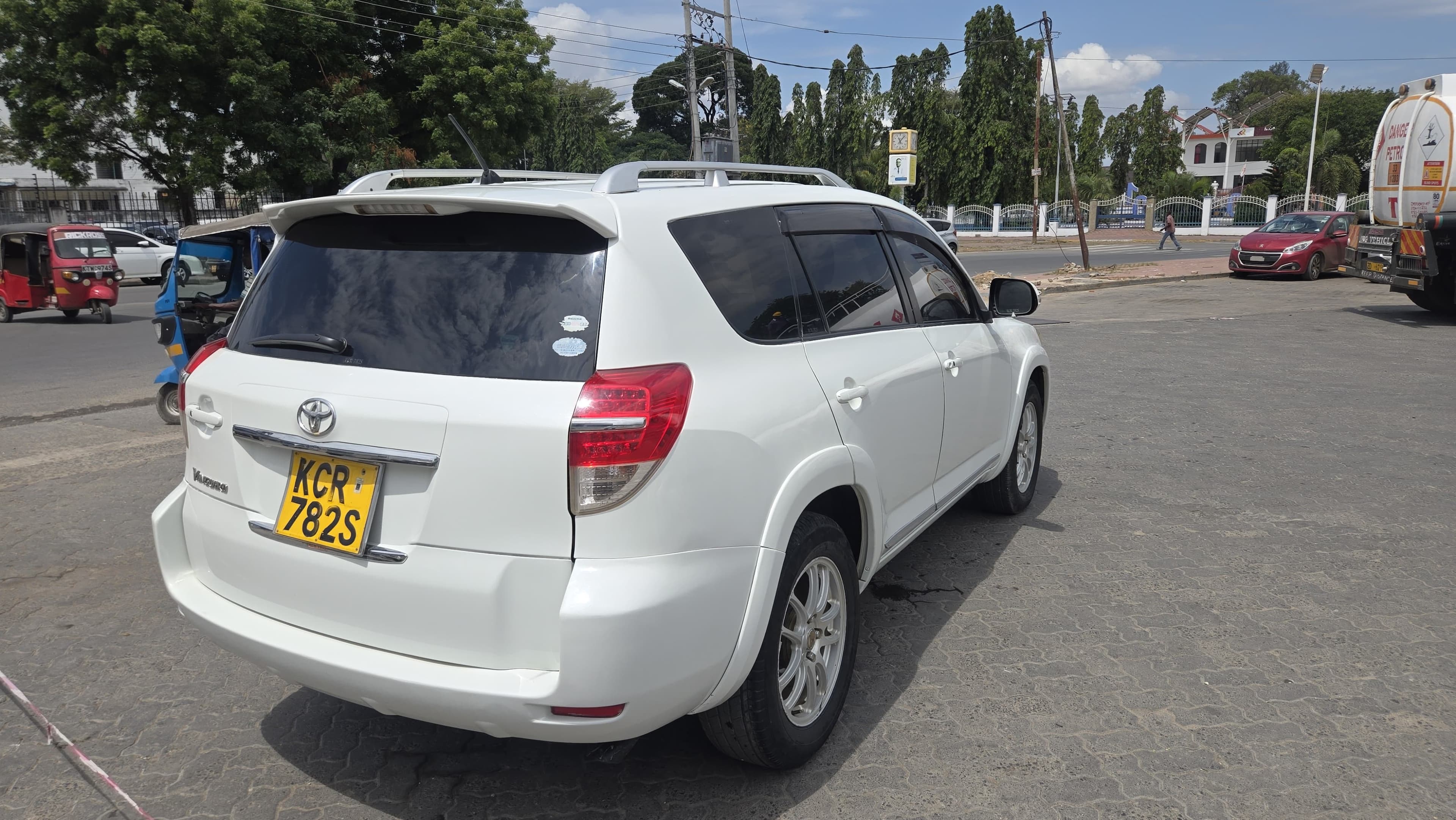 2010 Toyota Vanguard